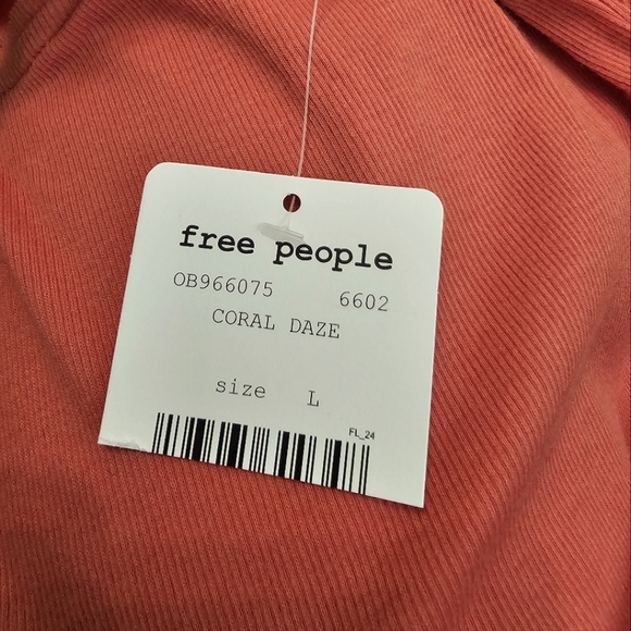 NWT Free People Intimately Up All Night Cropped Tee~Coral Daze ~ Large ~ 16" P2P - Picture 4 of 4